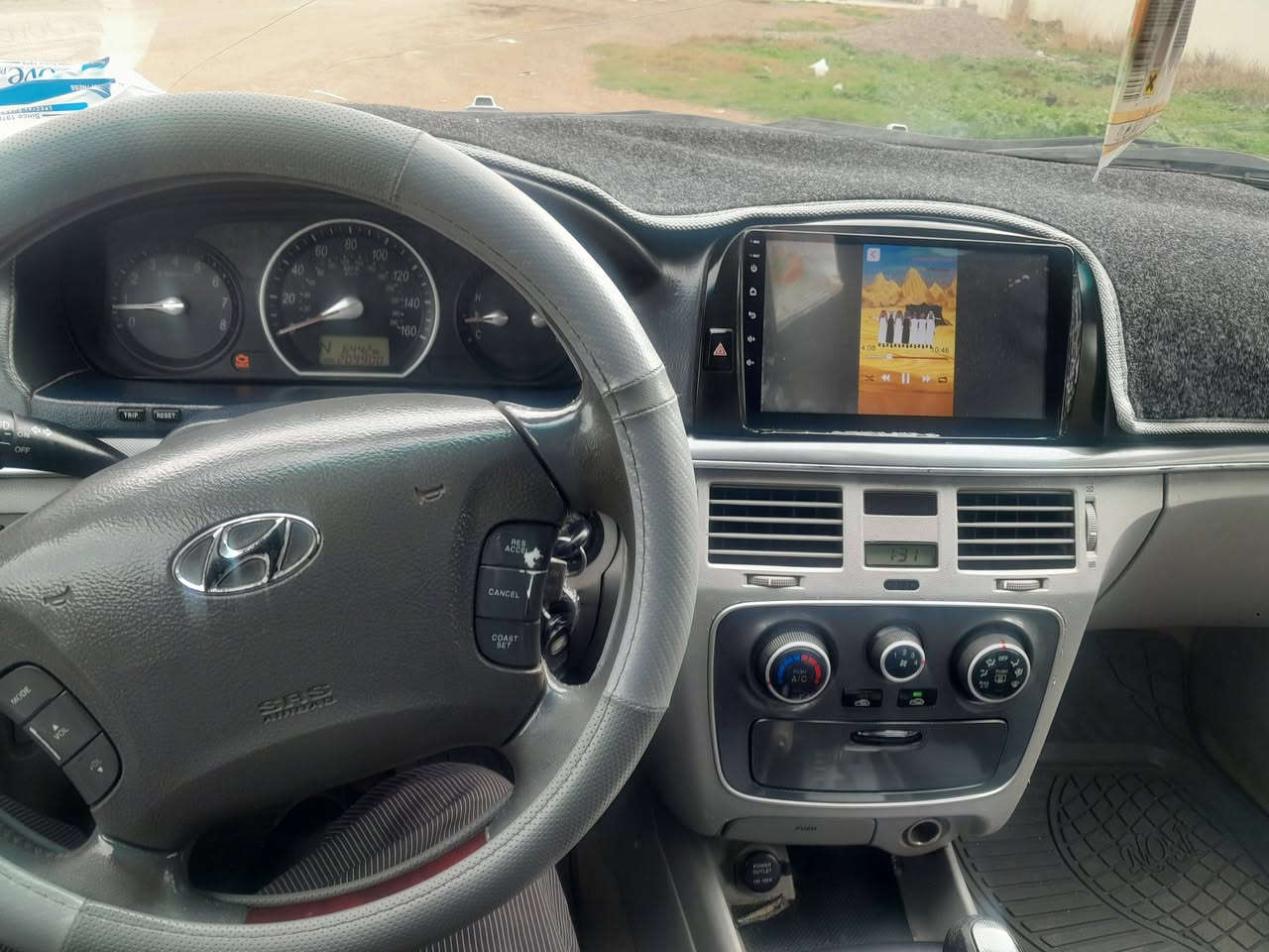 سلام وعليكم سوناته للبيع مديل ٧  فتحه تحكم ستيرن كامره دواره دوشمه كاعيه جلد تخم تاير ويل كب  باتري جديد صدر حلو تبريد ثلج  سياره حلوه خير من الله. رقم بغداد. سعر ٨٨ ديالى الوجهيه ***********
