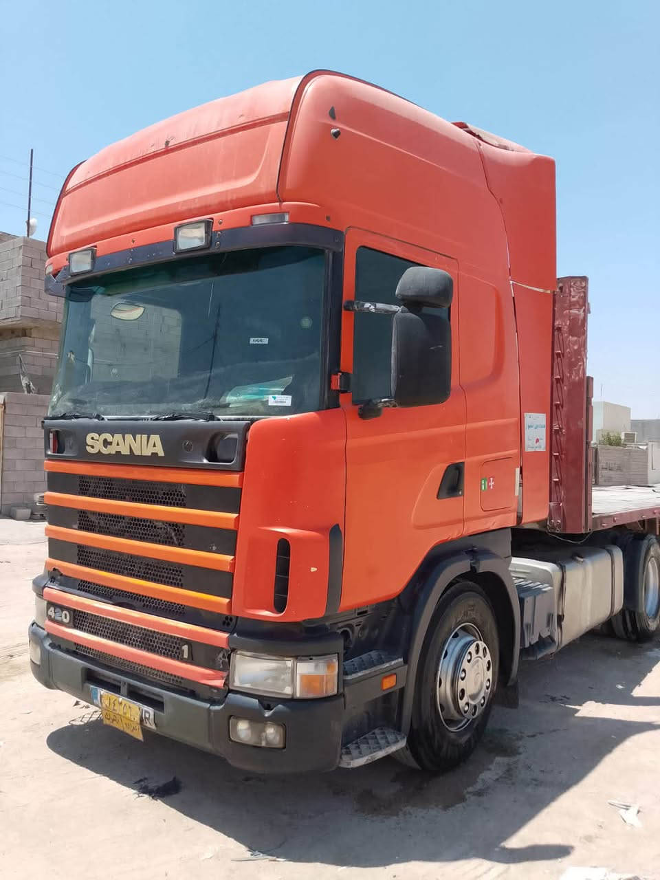 السلام عليكم سكانيه البيع مديل 2004
محرك 420 كير 900 كير3في 3  
رقمه دهوك ما ندل رعيه بيع هاذ الموجود
سياره جاهزه ماينقصه شي بيع راس وعربانه وبس راس 
سعراه كامله110 وبيه مجال وبس راس 85 ملحظه اني مكلف بل نشر وهاذ رقم رعيه ***********
