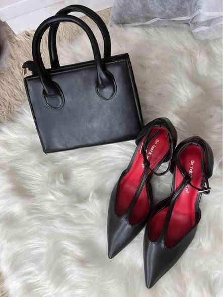 احذيه كعب 👠 كوالتي عالي جلد يجنن للحجز خاص او واتساب *********** بغداد
