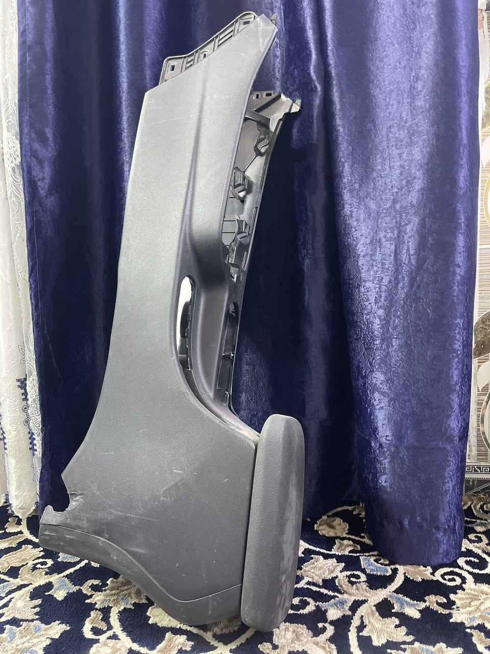 السلام عليكم 
أغراض فورتي للبيع كله تفصيخ. اصلي 
مكان. موصل. 
اتصال *********** بي واتساب
