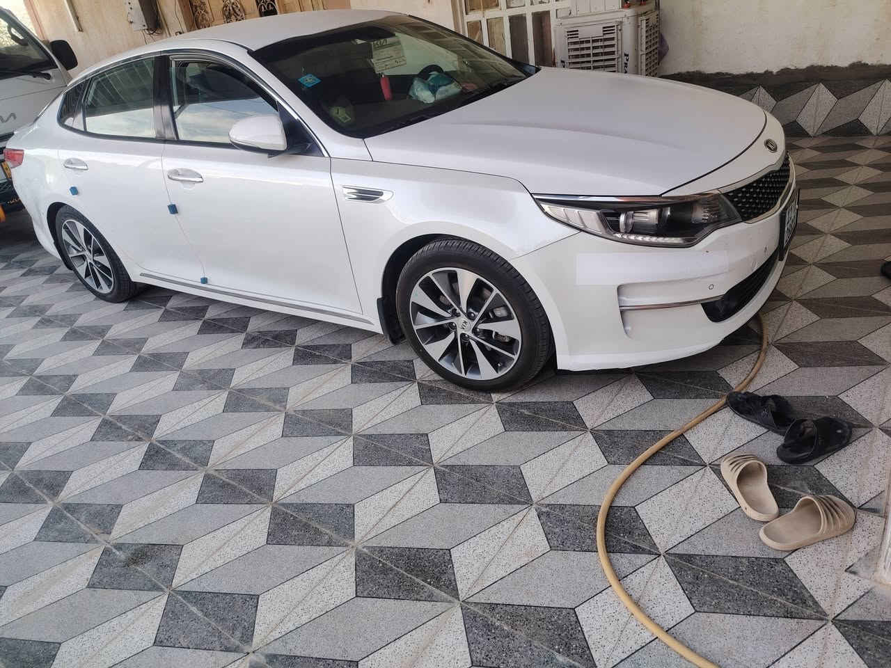 اوبتيما مديل ٢٠١٧ خليجي كفاله عامه ماشيه ١٩٥الف حقيقي رقم بغداد العنوان الديوانية الحمزه الشرقي رقم ***********
