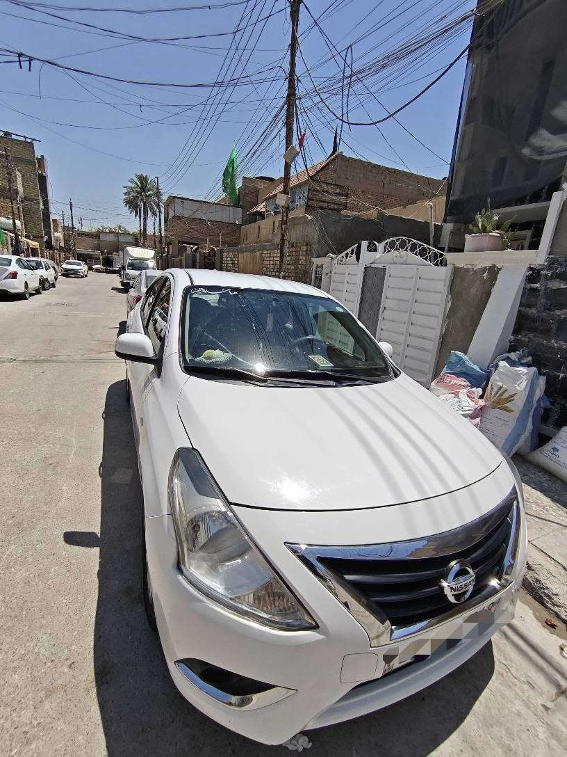 نيسان سني 23 شهر 12 هندي بليتة زركة سياره موصفات متجي بلهندي اربع جام كهرباء قطعتين تبريد ماشيه 53 على وضع الشركة كير مكينة تبريد يخبل السياره بيها ريحة الشركة  غراضها سبير جك تفاصل كله موجود اربيل وكاله او تحويل باسمك ثاني يوم   من الق تاج البنوك جاكوج بارد مابيها بس بيها طخة موضحة بصور بالباب تجي تفحص تشوف بعينك سونار تروح بخدمتك السعر 128 بيهامجال مكاني بغداد الامين ثانية رقم *********** راسلني خاص ادزلك الفديو شرح بغداد, العراق
