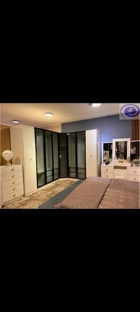 مستعملة قليل • فيها مجال • رمادي