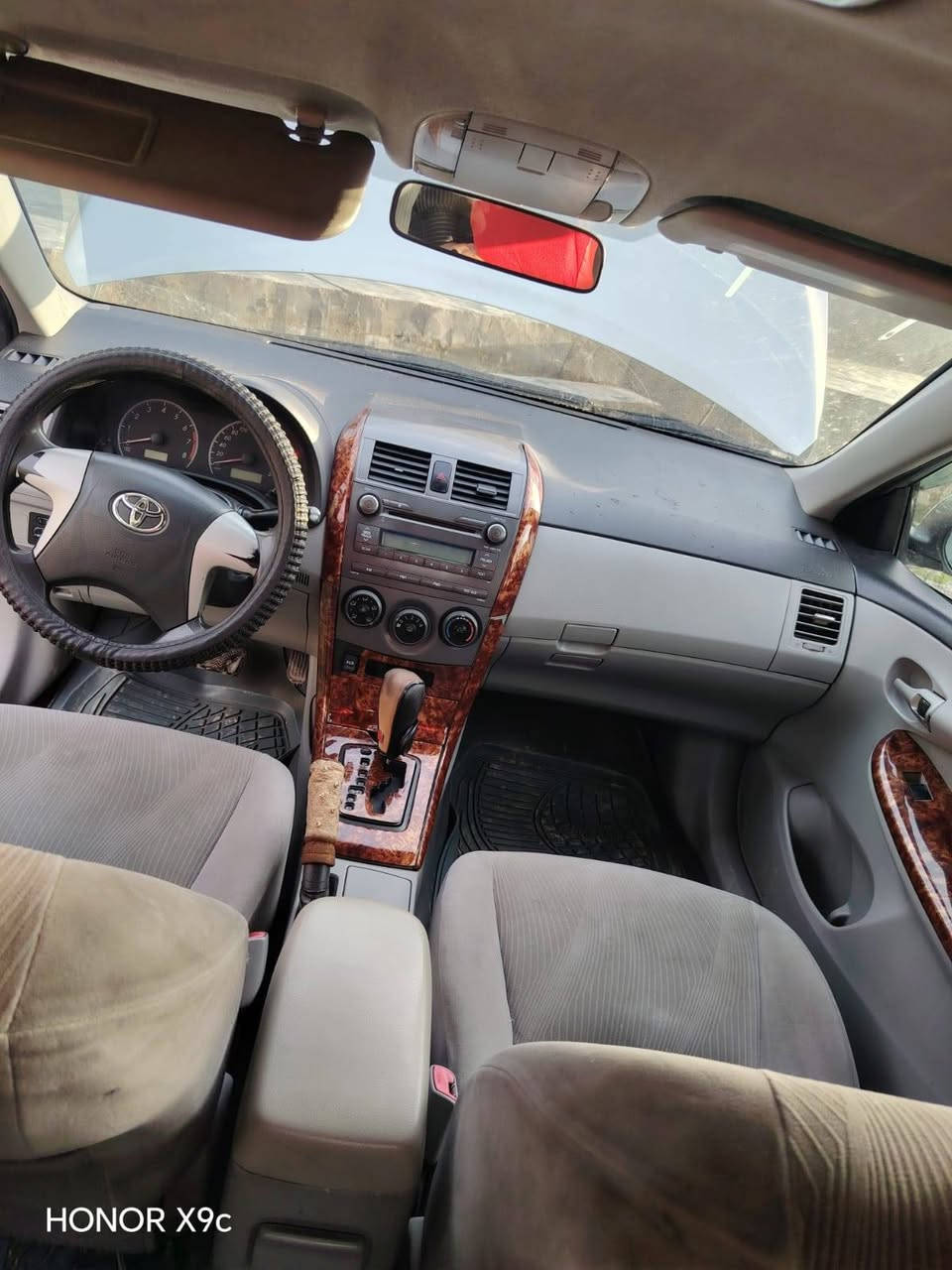 سلام عليكم
سياره كورلا خليجي موديل 2013 كير محرك شرط محرك18 تدفئه تبريد صدر معمر جديد بأسمي رقم اربيل 
الضرر  2 قطع بدون دواخل سياره جاهزه ومرتبه للأستفسار الاتصال على الرقم الاتي
***********
