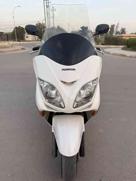 السلام عليكم…
للبيع فورزا 08 موديل 2009
6 كير 3 تحويلات 
نظام ABS…تدفئه يدات…جامه طويله 
ماشيه 36 حقيقي
صالنصه رياضي
دراجه حاويه مكفوله مثل ما واضح بالصور
مكان الدراجه الديوانيه حي الجامعه
السعر 14 $
***********
