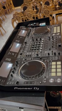 للبيع العملاق سكراش ddj-rzx  السعر 1800$ 07711051577 متوفر وات ساب