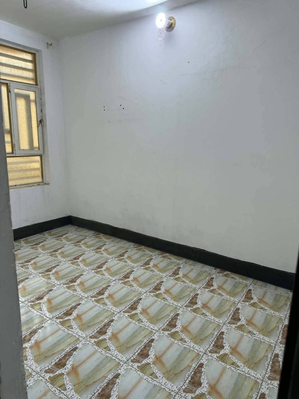 بيت للايجار كربلاء معملجي مقابل بوابت العراق القديمه سعره 325بي مجال رقم صاحب لبيت ***********اسيا***********اثير

