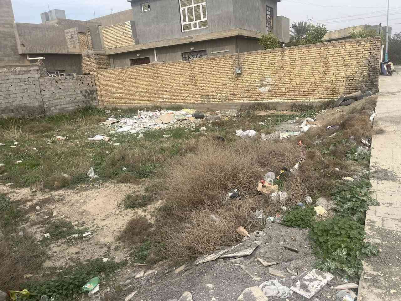 للبيع قطعة حجة سكني

المساحه ٢٩٠ متر 

المساحة واقع الحال ٣٣٥ متر 

الواجهه ١٧ متر 

الموقع - خلف حولي البعنون - خلف التجاري - قرب المدرسة القلم الاهلية 
تبليط 
خدمات 
مجاري 
 
للاستفسار 

*********** - ***********
