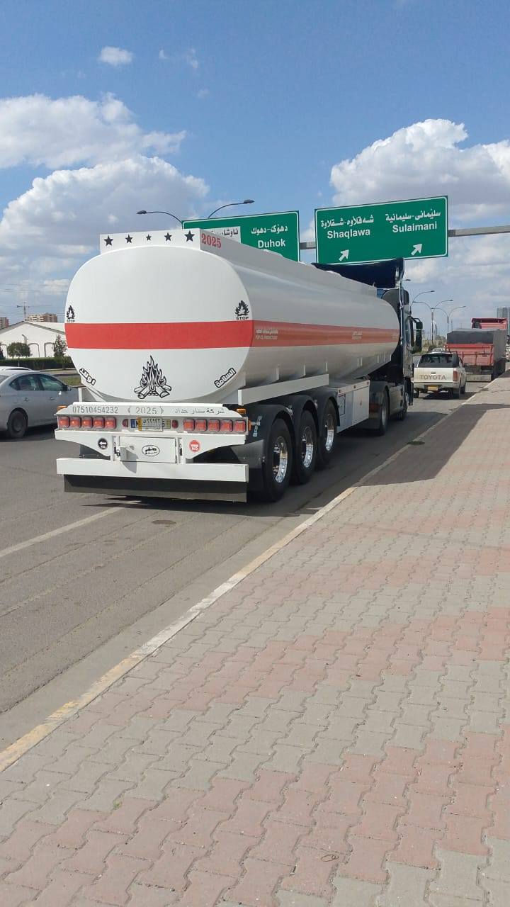 السلام عليكم اكتروز البيع صهريج موديل 2006كامره حساس تايكر محرك كير جديد حجم 18/44تانكي جديد موديل 2025تخم تاير سياره جاهزه الشغل عنوان بصره دير سعر تصل ودتدلل ***********
