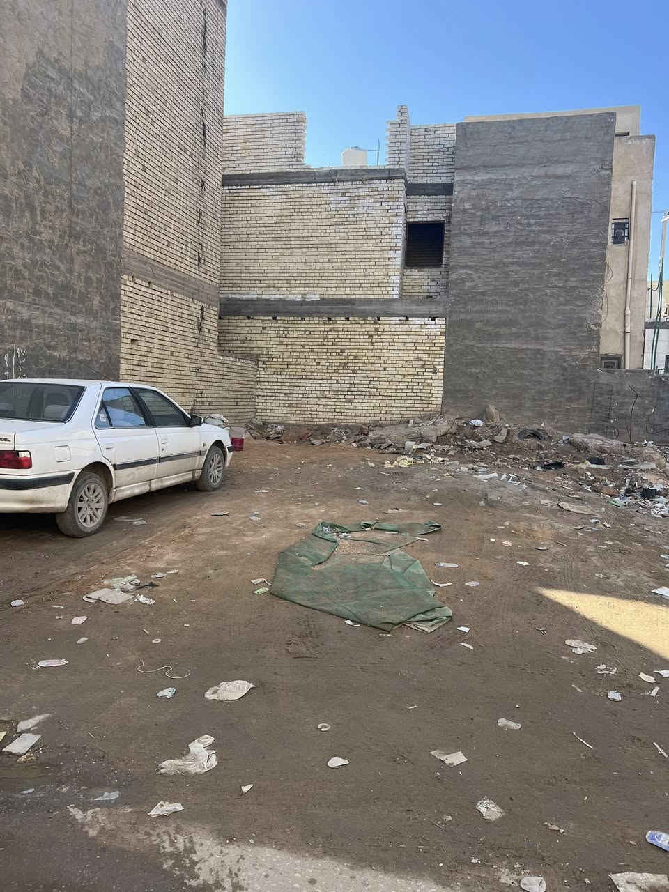 السلام عليكم 🤝

السعر(110)مليون ✅✅

قطعه الارض للبيع 🈴🈴🈴

المساحه 100متر ✅✅✅

طابو زراعي سند 25 اقرار محكمه صاحب الارض مباشر 💯💯

العنوان كربلاء مقابل حي العباس شارع السيدة نرجس 🛣️🛣️

قرب اسواق زمزم ⛩️⛩️⛩️

كافه الخدمات متوفره ماءً ومجاري وكهرباء وتبليط 🛣️🛣️🛣️

القطعه تصلحً حسينيه او سكن 🏢🏢🏢

للاستفسار آكثر الأتصال على أرقآم التأليه 

0️⃣7️⃣7️⃣2️⃣5️⃣9️⃣8️⃣1️⃣9️⃣4️⃣5️⃣ابو باقر 
0️⃣7️⃣8️⃣0️⃣8️⃣9️⃣9️⃣8️⃣8️⃣1️⃣8️⃣

0️⃣7️⃣7️⃣1️⃣9️⃣8️⃣0️⃣8️⃣1️⃣6️⃣5️⃣ابو علي

وكذالك نستقبل جميع العروض لديكم في كافه مناطق كربلاء المقدسه 🌆🌆


**إذا كنت صاحب هذا الإعلان وتريد حذفه لأي سبب، رجاءا أرسل رسالة إلى الدعم الفني**