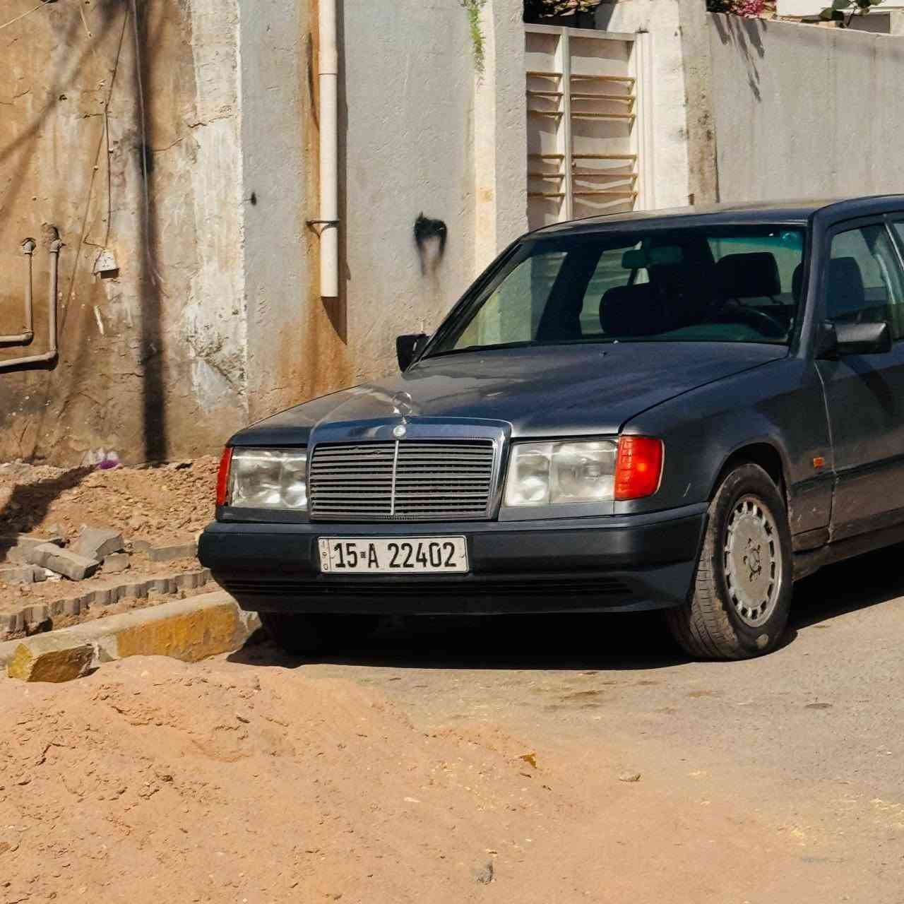 سلام عليكم
سيارت مارسدس دب 230E
 سعر 35$ وبيه مجال 

سنويه 29 راعيه بل عماره 
رقم نكليزي 

مكينه بلادي اربعه خير من الله 

غرفه جلد   كشنات كهرباء 

البواب قفل فتح سنتر لك 
 
متواجد خاص. ومتواجد واتساب 

***********

