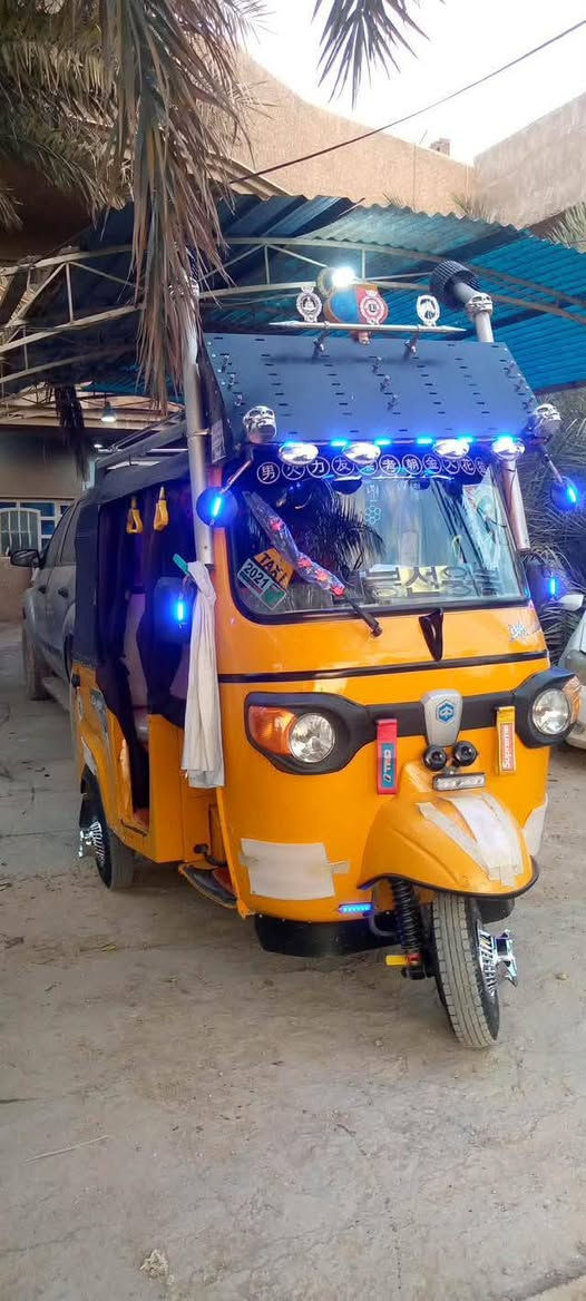 تكتك بياجو نضيفه محركه بلادي مامفتوح موديل 21 تكتك نضيفه حيل كبل الشارع العنوان ابو غريب سعر 3800وبيه مجال رقم الهاتف 0751674964 /***********
