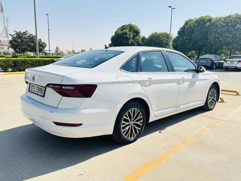 فولكس واجن جيتا 2021
ضرر بيها بونيت صبغ و جامرغ تعديل ايرباك سيستم
رقم الشاصي 3VWC57BU0MM037895
.. مواصفات S   
محرك ١٤ توربو 
نظام توقف ازدحامات A(اطفاء وتشغيل المحرك ذاتي) 
كاميرا خلفية ملون 
تحكمات ستيرن 
مانع انزلاق + نظام Eco تقليل وقود
يو اس بي + بلوتوث
رقم اربيل باسمي
عنوان السيارة : اربيل

سعر / 130 

***********

جيتا 
سپی
موديل 2021 
مواسەفات S
‎مەکینە ١٤ تۆڕبۆ
‎ڕەقەم هەولێر 
131000 KM ڕۆیشتییە
‎بەشەرتی بەناوکردن
‎ڕوبعەک بۆنیتی سبوخە
‎چامڕغی لای سایەق تەعدیلە
3VWC57BU0MM037895 ڕەقەم شانسی 
‎کێشەی حەماوەی نییە
‎شوێن: هەولێر
‎نرخ: 130

***********
