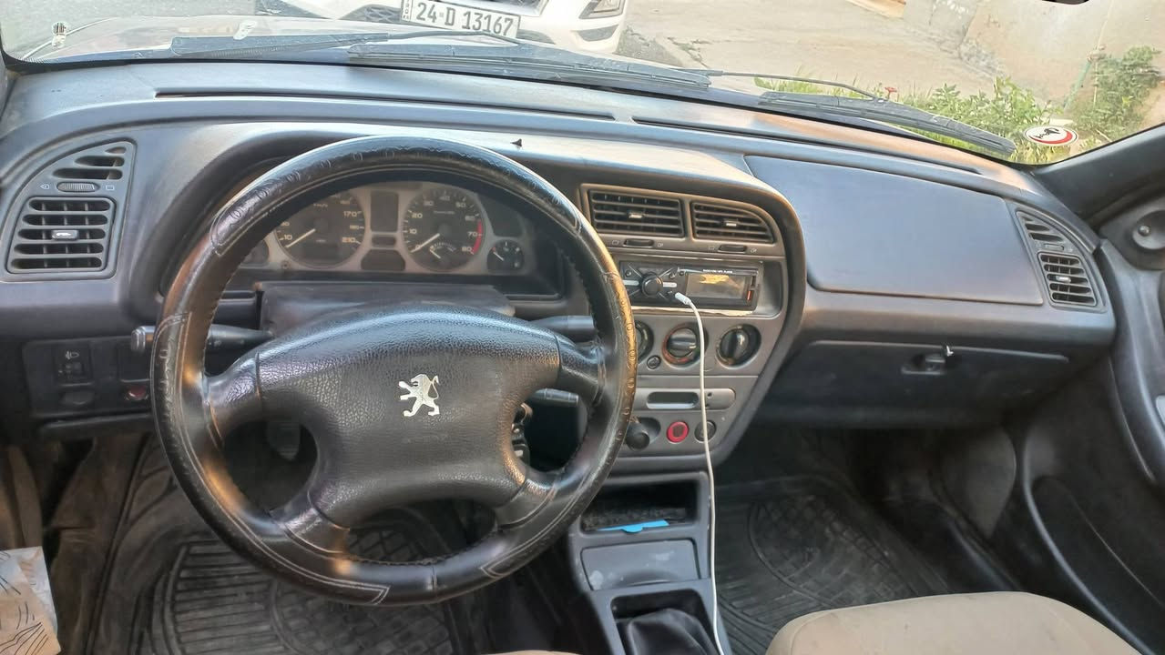 للبيع 2003 رقم جديد كابون محرك بي بدايه صرف*********** سعر 38
