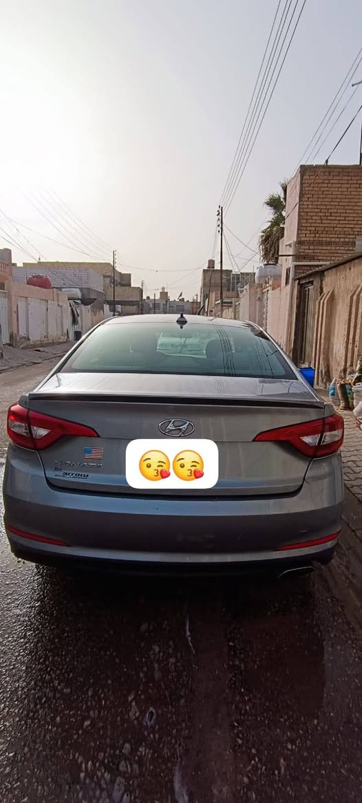 سوناتا وارد امريكي 2017
حادثه بنيد فقط بدون تبديل
صبغ البنيد وروس تكم لان راجع عليهن البنيد 
سياره كفاله عامه من المعجون وتبديل كله بلادي ليبل واحد السونار مرفق ويه صور كير ومكينه وتبريد خير من الله رقمه نجف باسمي اريد مداور
السعر 125وبيه مجال بصيط
للاستفسار الاتصال ***********
