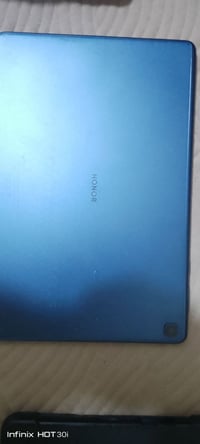 ايباد هونر  HONOR  X8المساحه 32.كيكا  المعالج Media Tek MT8786. واسعة ...