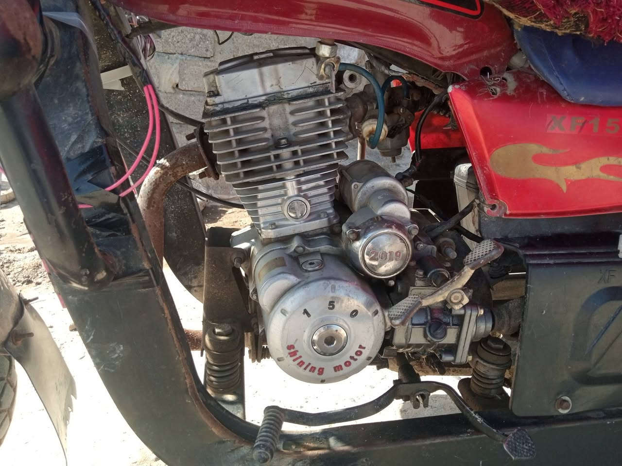 السلام  عليكم
ستوته للبيع موديل 17 محرك 19 كهربايات كله شغاله ماعيزه كلشي سلف شغال هندل شغال واي لحيم مابيه واتصل وتدلل ***********
