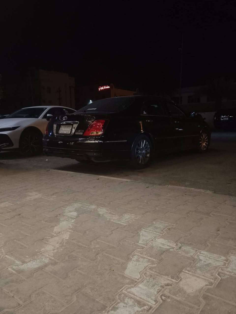 سلام عليكم
. للبيع كراون ماجسته 2007
فول واحد ع واحد بصمه رصاصيه
محوره فوك وجوه نجف دشبول نجف
رقم قادسيه. مبايعات 
‏‪0771 869 3238‬‏
