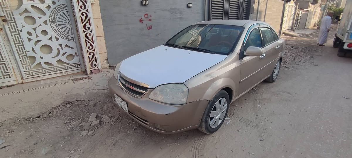 سلام عليكم اوبترا موديل 2006 سياره مكفوله من الضربه كير مكينه خير من الله مكاني بابل المركز سعره 58 و بيه مجال  رقمي اتصال فقط *********** سياره بيه جراد بس

