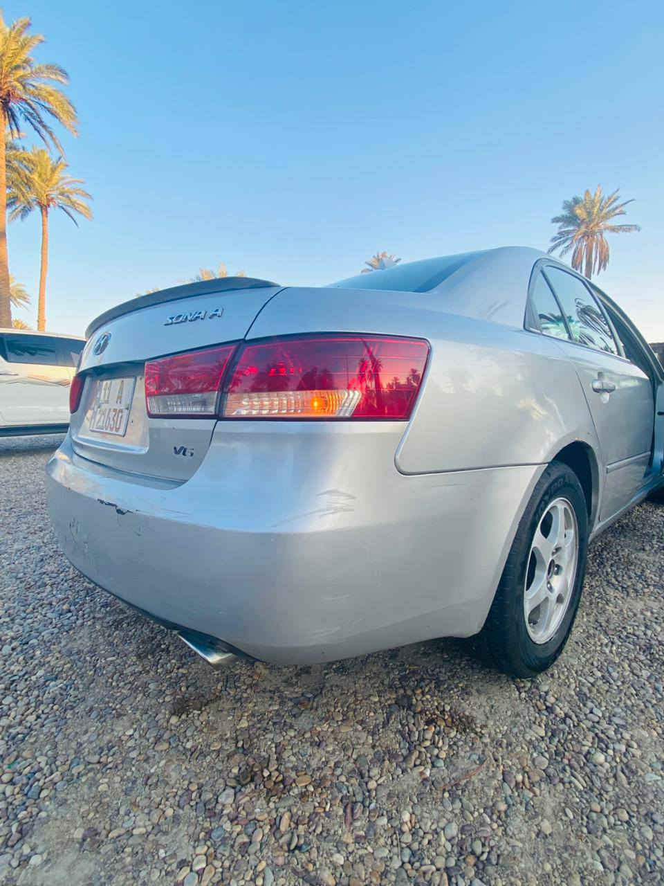 سلام عليكم سوناته 2006 بيه صبغ حزام  بيه مكينه وكير كارتون مكينه سته  رقم هاتف***********
