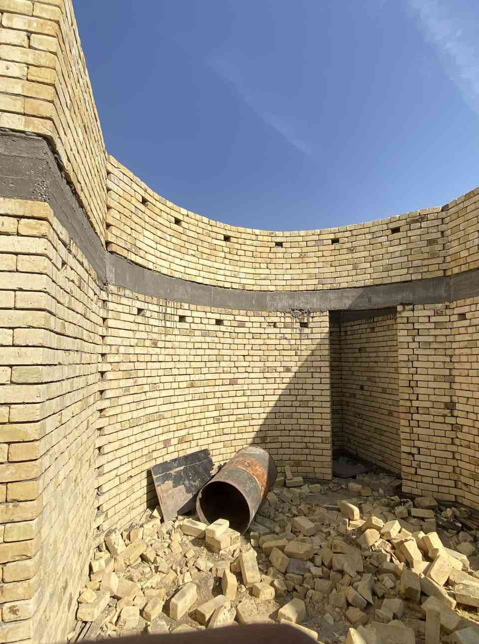 #الحمدلله 
تم اكمال بناء الطابق الارضي مساحة 250م الطوبة والنخيلة النفط
***********
