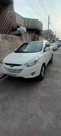 توسان 2011 خليجي بانوراما فول 1/1 عده بصمه  مكفوله كفاله عامه بيها بار...