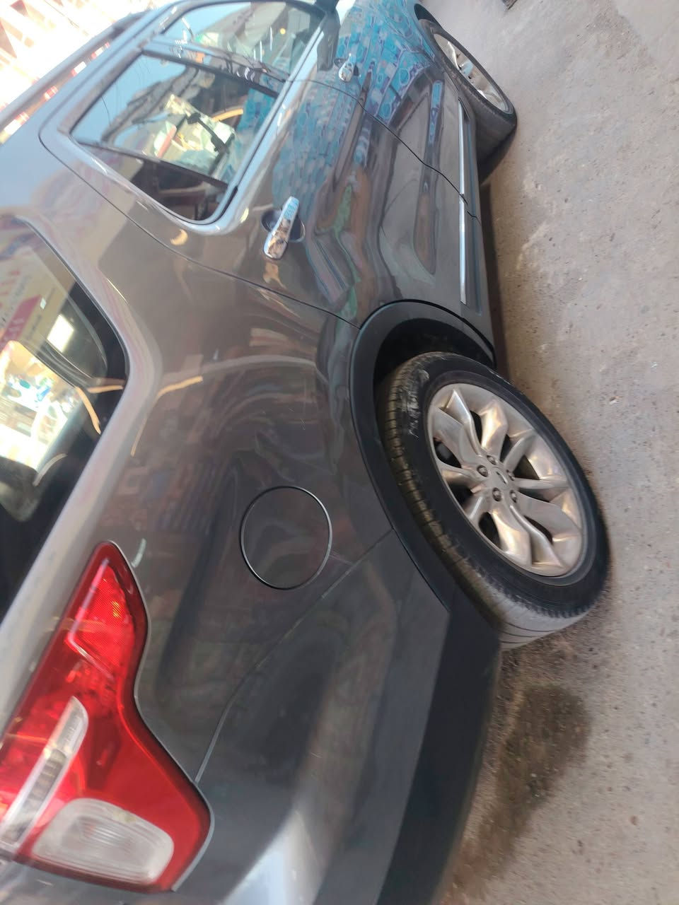 السلام عليكم فورد اكسبلور 2013 لمتدد فول مواصفات 7راكب تبريد مركزي السياره حادثه مسطرة بالجنطة فقط ضربتهه خفيفة كلش مابيهه نقوصات لايت زنون مكينة وكير خير من الله السيارة بسمي تحويل ثاني يوم رقم بغداد السعر 130 ورقة العنوان بغداد للاتصال ***********
