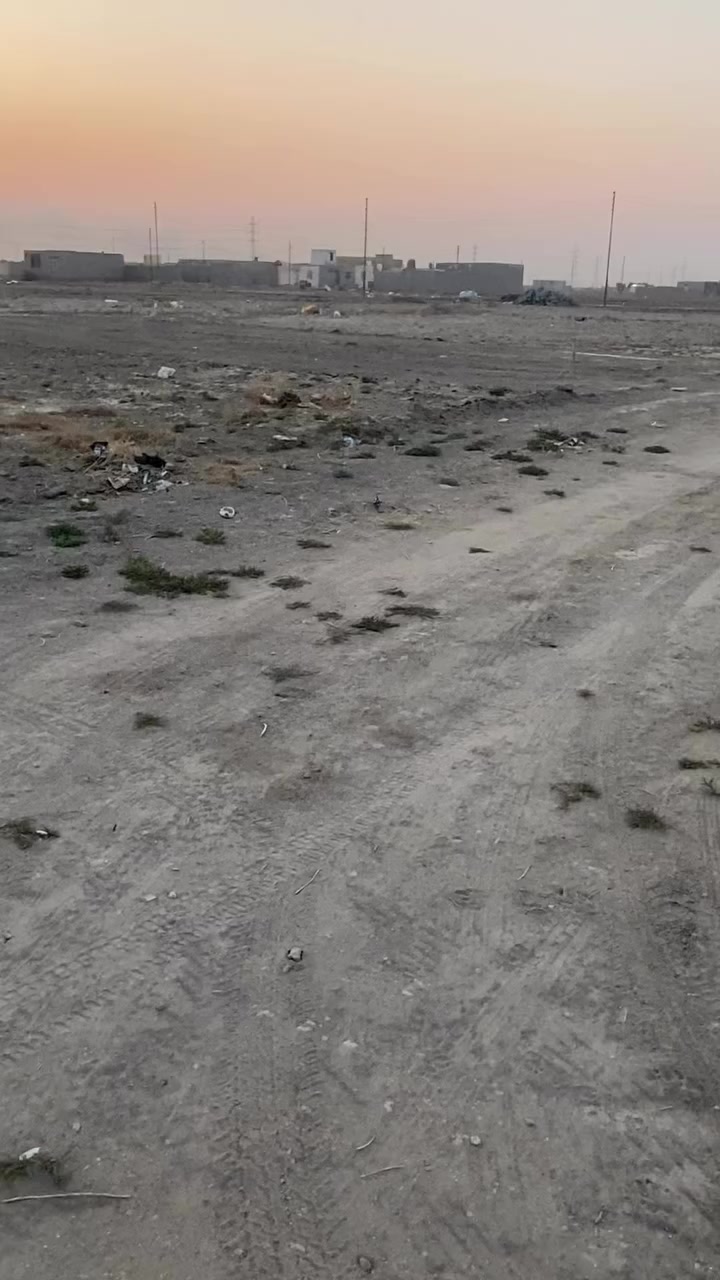 قطع زراعي للبيع مساحة ٢٠٠ متر منطقة حي الجوادين مقابيل منطقة الاسكان الصناعي بأسعار مناسبة للتواصل والاستفسار ***********
