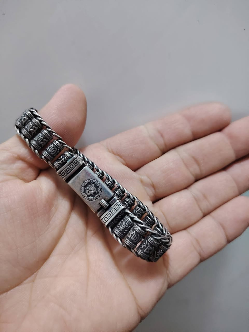 سوار رجالي البيع سعر نهائي ٧٥


**إذا كنت صاحب هذا الإعلان وتريد حذفه لأي سبب، رجاءا أرسل رسالة إلى الدعم الفني**