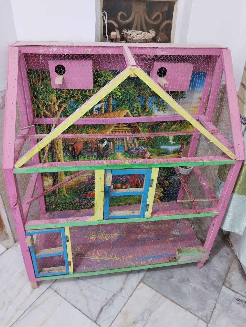 قفص للبيع استخدام قليل شرط النظافة سعره 30  المكان ناصريه مركز الرقم ***********
