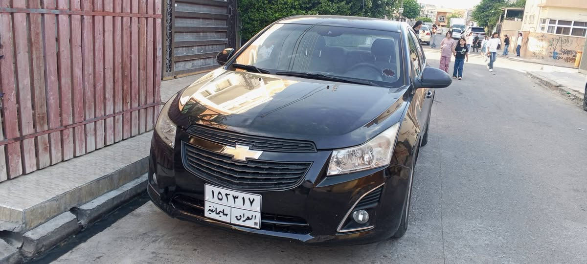 شۆفرلێت کروز مۆدیل 2013 مواسفات خلیجی فول تەنها سلایت نیە گێر و مەکینە و تەبرید و تەقەو رەقەی بەشەرت بۆیاغ تەنها دوو پارچەی هەیە پێش و پشتی کەپسە لێدرانی نیە سەیارەکە زۆر خاوێنە دینار مەسرەفی تێدا نیە رەقەم سلێمانی یە تحویل و وکالەی بەشەرت  غرامەی پێنج سەد هەزار لەسەرە دوای معاملە دەتدەمەوە سعڕ 59 وەرەقە و معاملە *********** كورك يان واستاب أربيل, العراق
