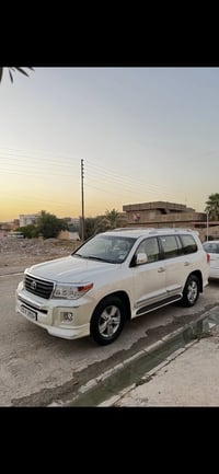 لاندكروز 2012. V8 بريم معروفه مواصفات البريم السياره جديده وكلش حلوه ا...