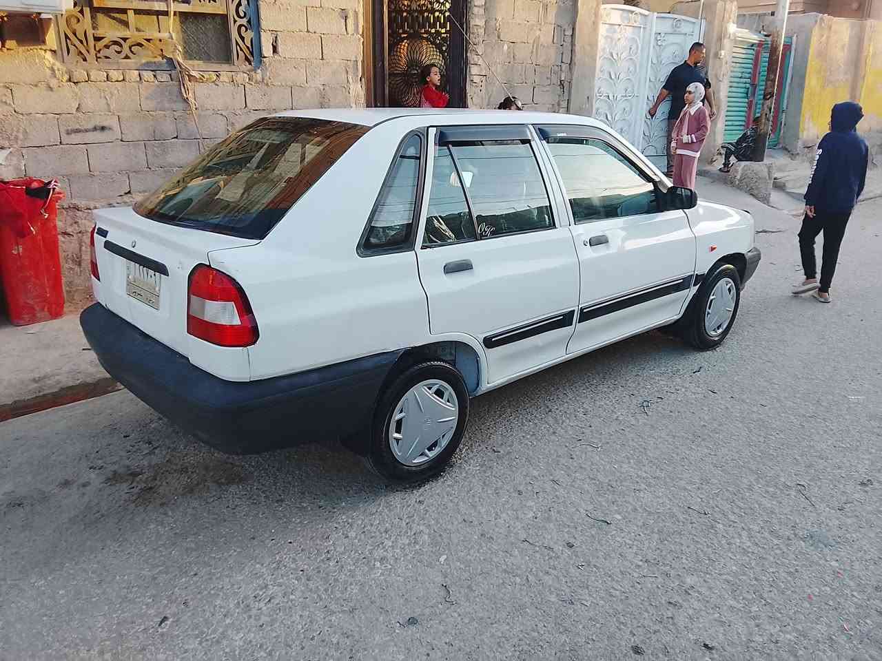 سلام عليكم سايبه للبيع موديل 11ديلوكس  بيه طخه بجاملخ الخلفي محرك وكير وحداديه وتخم تاير  وشواصي شرط كفاله سنويه مشروع وطني الل 2028 بسمي مكان كربلاء سعره 28 وبيه مجال ***********
