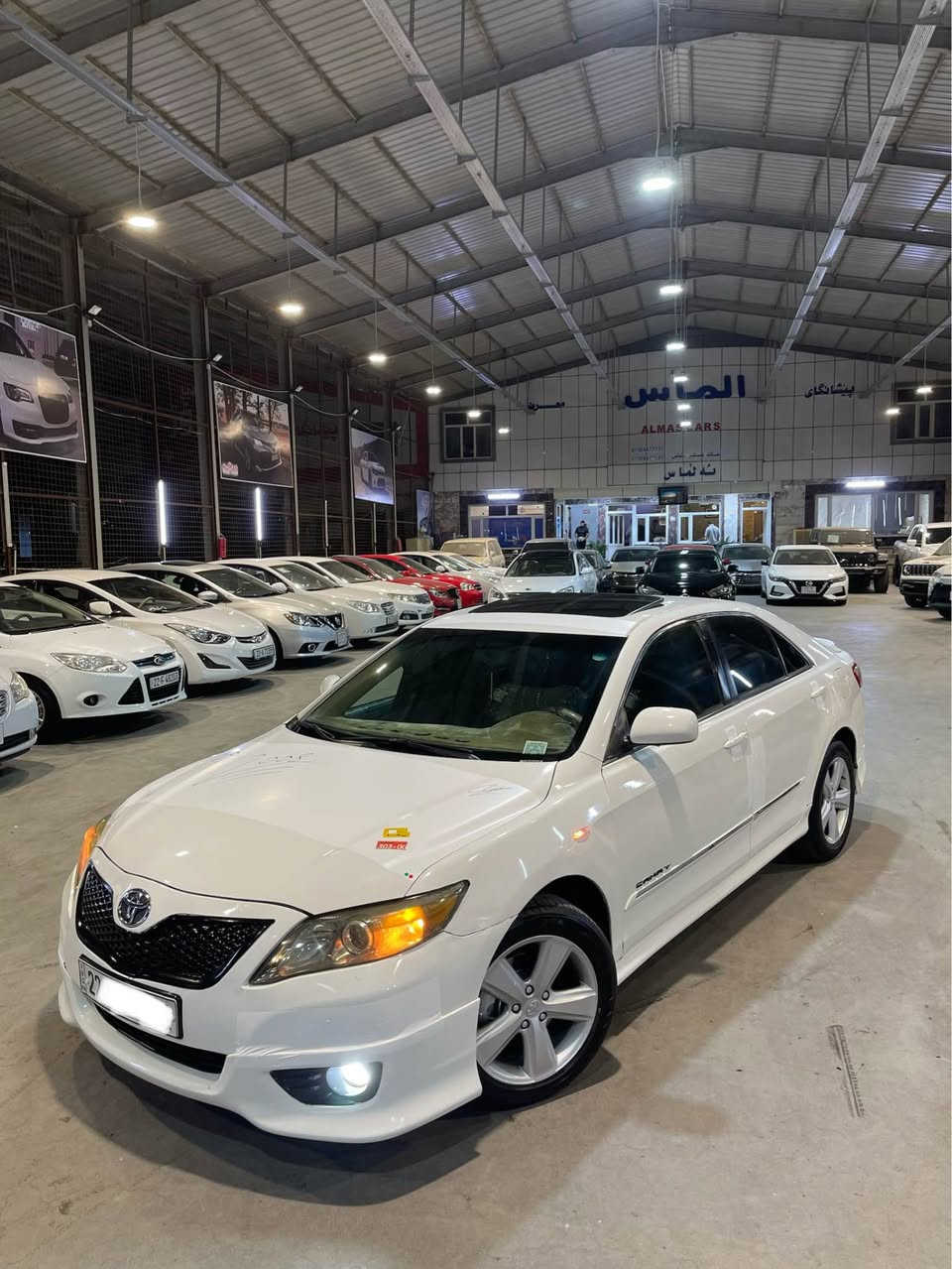 تۆیۆتا کامری ٢٠٠٨ 
فول مواسفات کوشین کارەبا سلایت
پەردە کارەبای
٥ پارچەی سبوغە
کەمەک سەر بەدەنەی هەیتی
سەیارەکی بێ مەسروفە 
گێڕ مەکینە تەبرید بە شەرتە
تحول و غڕامە بە شەرت
نرخ ١٠٥ وەرەقە و کەمێک مەجالی تێدایە
بۆ زانیاری زیاتر:-*********** واتسئاپ أربيل, العراق
