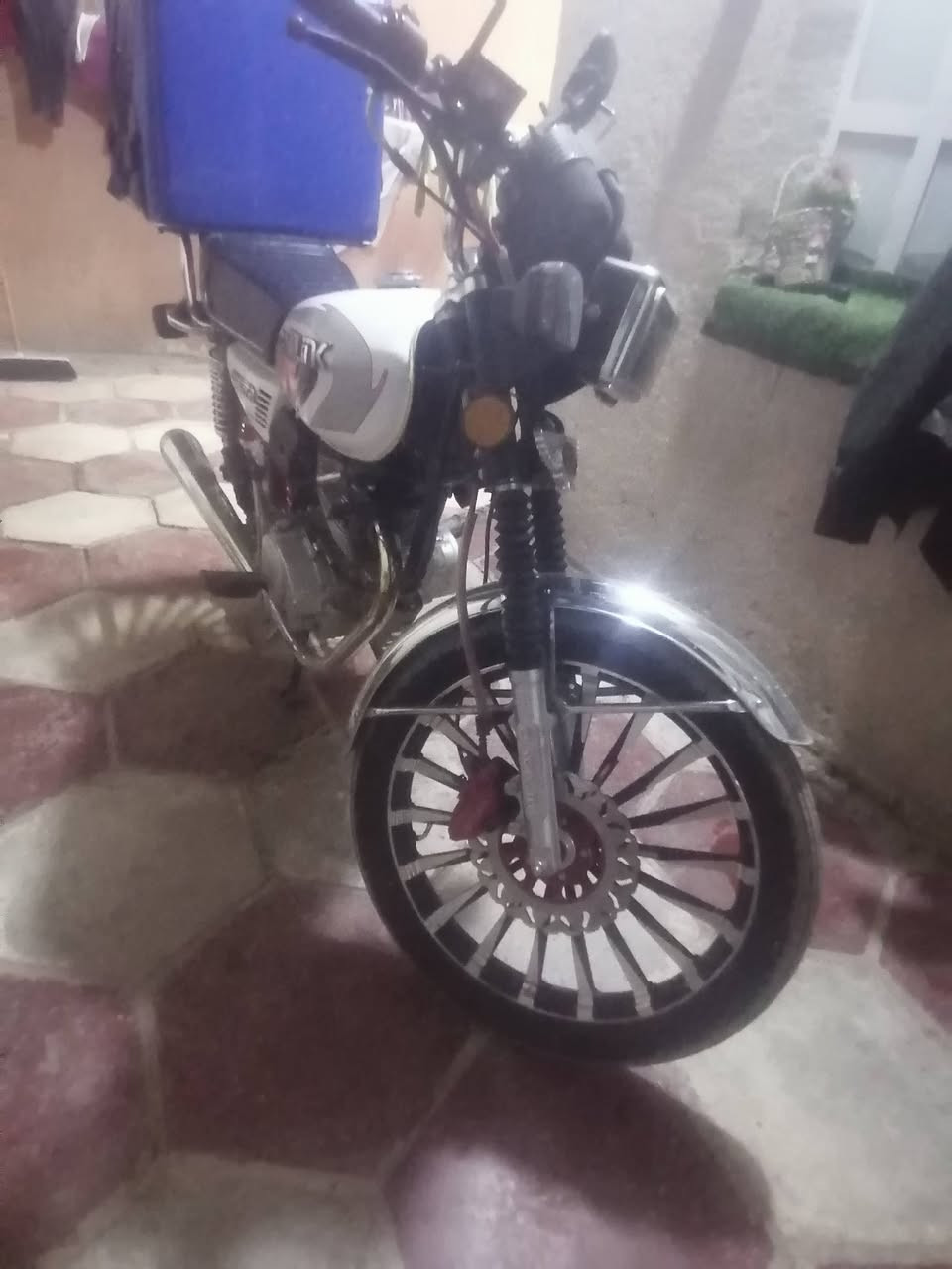 السلام عليكم... 
سونك موديل 25 السعر 600
*********** بغداد
