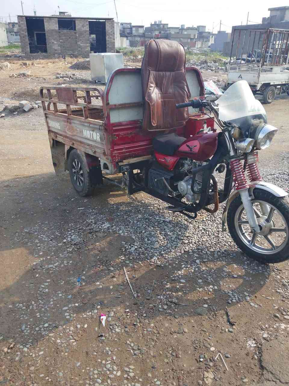 ستوته للبيع موديل 17محرك17منفيس شاصي باج كهربائيات سلف كلو شغال السعر ٨٠٠ المكان حي صدام ***********
