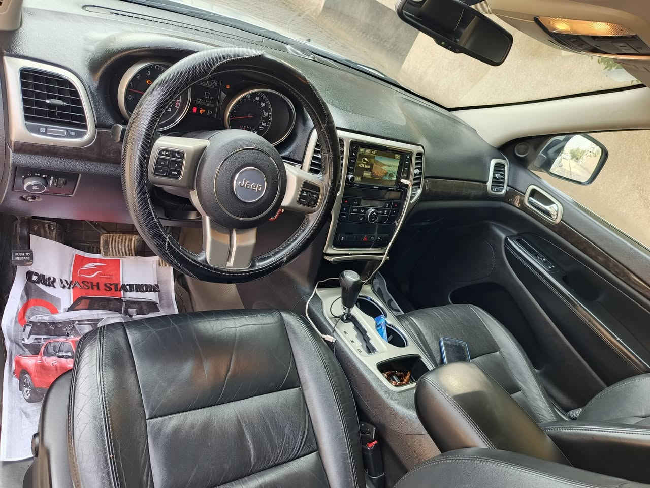 سلام عليكم سياره نوع جيب لاريدو موديل 2013وارد امريكي حادثه جاملغ او بنيد فقط بدون  دواخل فول مواصفات فتحه شاشه كامره حساسات امامي خلفي تحكم ستيرن جهتين شاير مري مري شفط كشنات كهرباي جلد مانع نزلاق مثبا سرعه خمسه ويل كب بصمه تبريد قطعتين كفاله كير مكينه حداديه تخم تاير تبريد كفاله من ضربه او تبديل او صبغ عده الحادث العنوان كربلاء السعر 167بيه مجال رقم الهاتف ***********تصال تحويل مباشر بسمي
