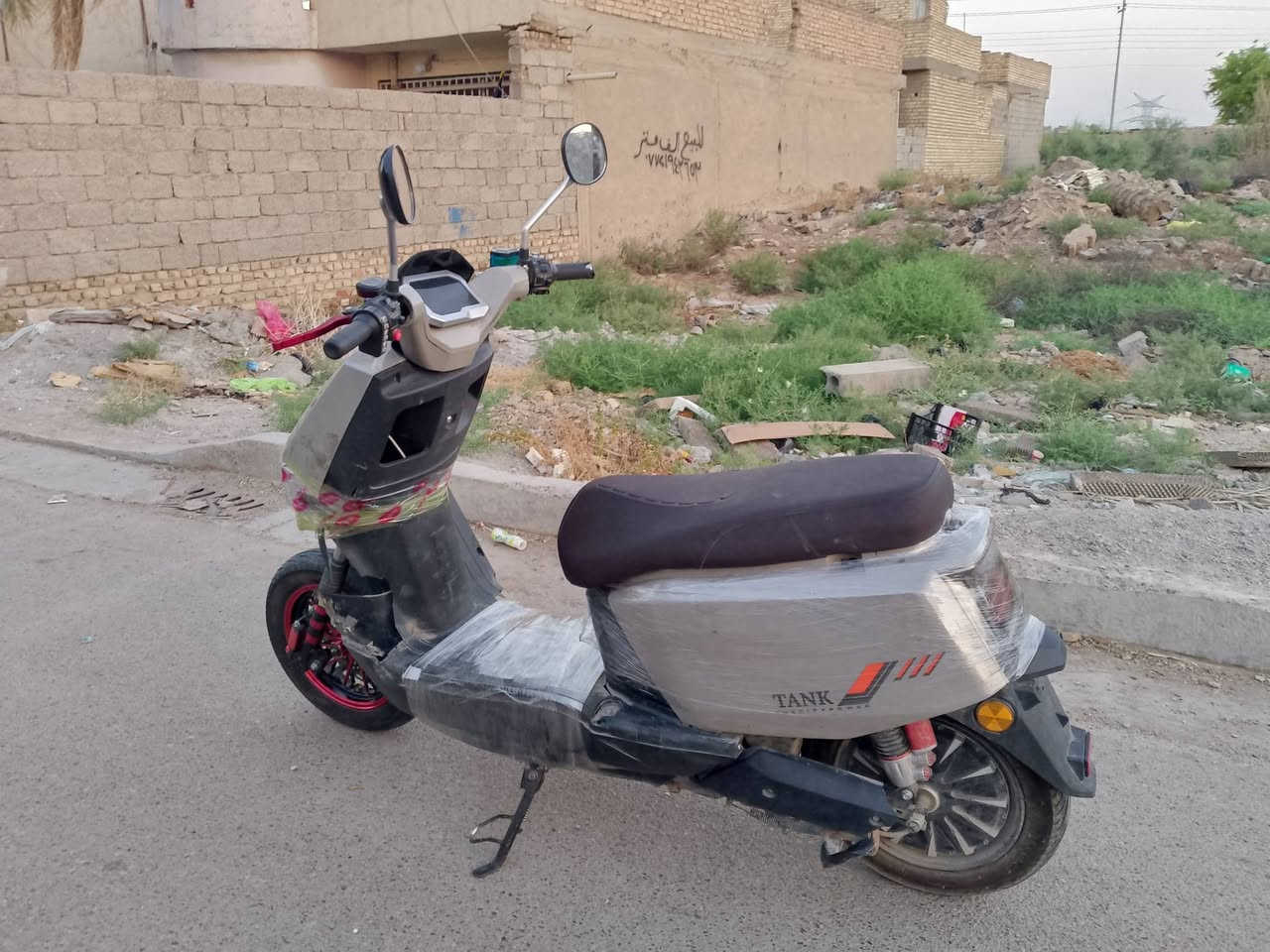 السلام عليكم دراجه شحن البيع دراجه نضييفه ام عيون  الريان  الفين 2026 اشياير هورن دبل شايرلايت عالي وناصي نضام بك الملف 2000 البطاريات ليثيوم الكبار 38  دراجة جاهره تمشيك 60 كلو حقيقي مكان بغداد ملحضه البطاريات  جديدة سعر 390 بيها مجال   ***********
