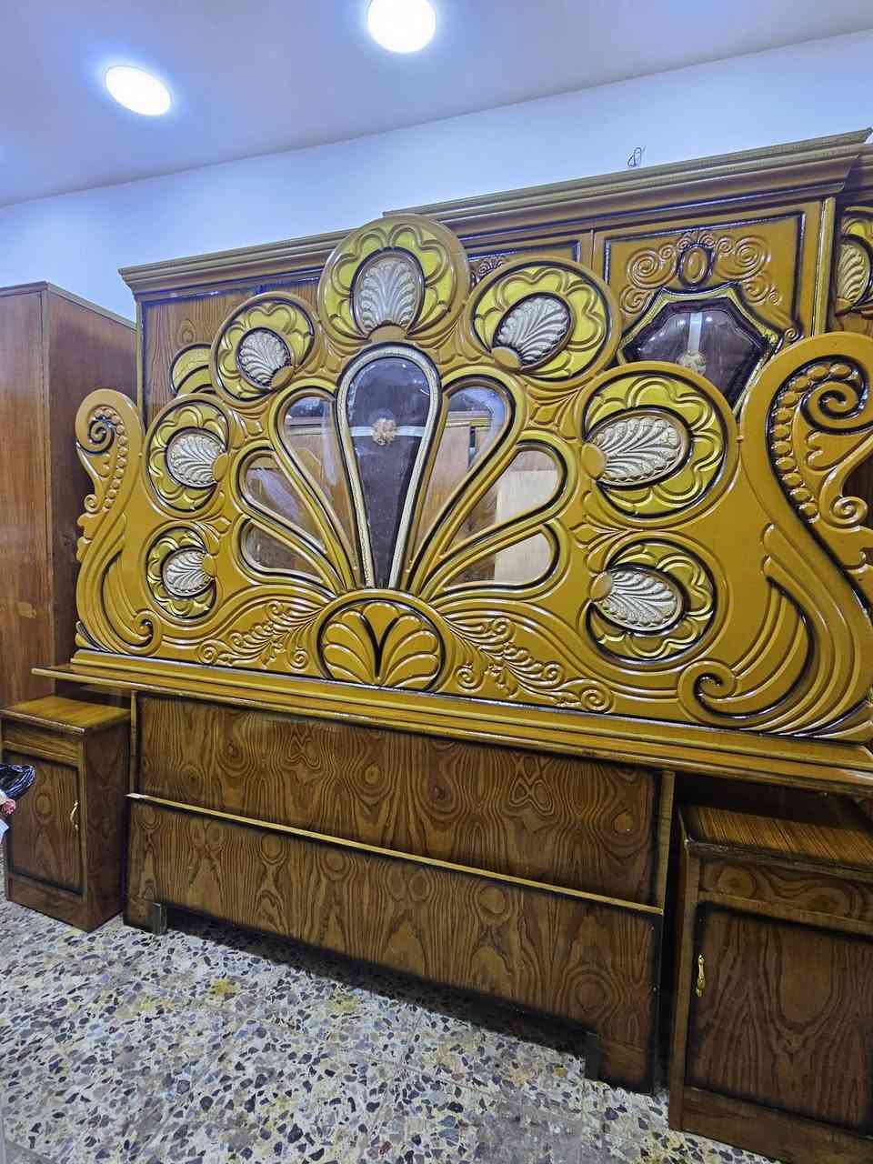 غرفة عراقية صاج ام سته نظيف ومابي اي ضرر سعرة 580 
مكاني شعب شارع صحه ديوان واكو توصيل داخل بغداد لاتصال واتساب فقط ***********
