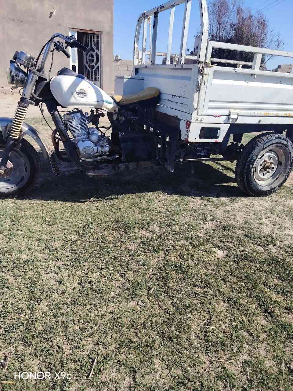 سلام عليكم ستوته البيع كلك مكفوله عشاير محرك جديد كير بوكس جديد موديل 2014سعر 700نتصال ***********
