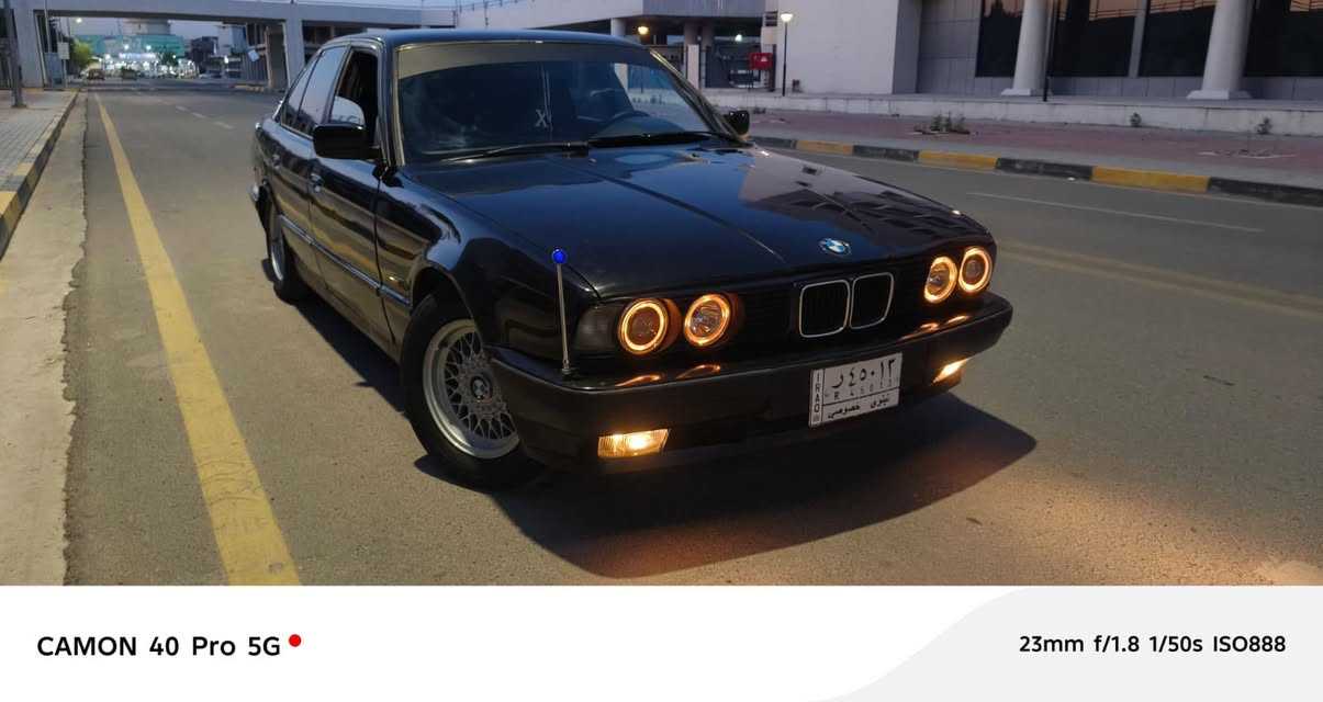 السلام عليكم
Bmw
موديل ٩٢ وضع شركه 
تفاصيل Bmw معروفه 
مكينه ٢٥ كبس 
شرط لاصرف ولانفخ تبريد شغال 
كير شرط 
سياره جديده 
للاستفسار الاتصال على الرقم 
***********
