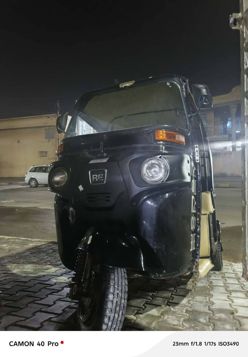سلام عليكم شباب تكتك للبيع رقم المكان بغداد لعشب سعر 4و200رقم ***********
