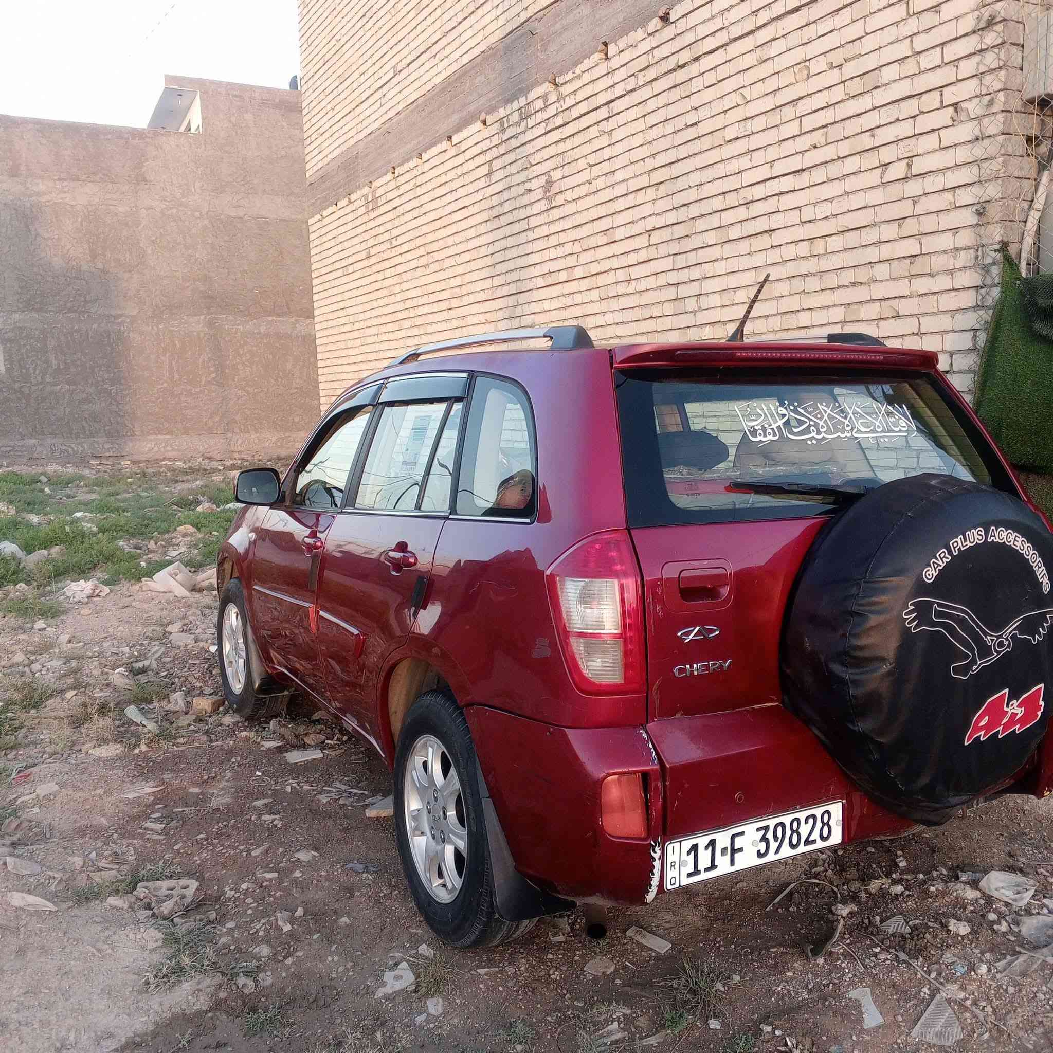سلام عليكم تيكو 2012 السيارة جاهزه وحلوه احله من الصور 
فول رقم بغداد نكليزي بيهه جملغ الامامي معمر بدون 
دواخل ماشي 142الف السيارة جاهزه بيهه بس شويه دخانه محرك ناعم وحلو بس دخانه مابي تبخير 
تبريد ثلج كير خير من الله العنوان الكاظميه الطي السعر 46وبيهه مجال الستفسار تصال عل هاذه الرقم ***********

