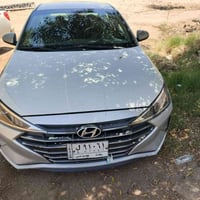 لانترا موديل 2019 حادث جاملوغ خلي بدون دواخل مع قبغ جنطه بدون دواخل دع...
