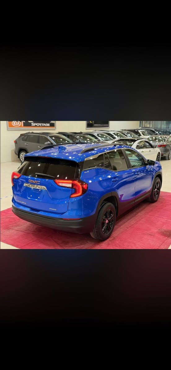 السلام عليكم جمسي تيران موديل2024 لون مميز فول مواصفات بلاك من الشركه رقم أربيل بسمي انه سجلته بيدي سنويه لل30 جاهزه للأخير ولا كلوب مشتغل بالعينه كلش جديده السياره مكانه البصره المعقل السعر 190 ورقه وبيه مجال للاستفسار ***********
