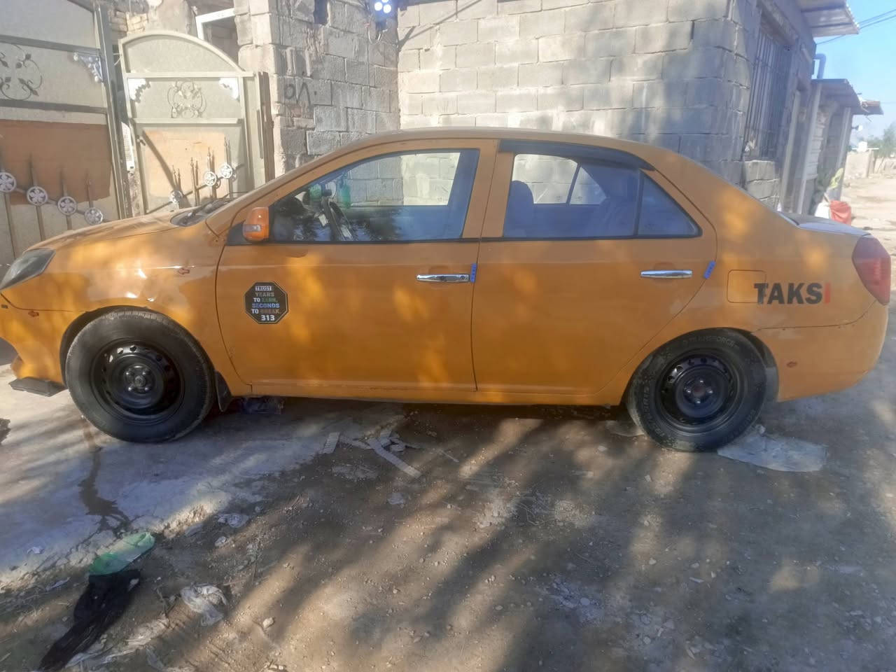 السلام عليكم جيلي ام كي موديل 2011 للبيع او مراوس تخم تاير حداديه جديد رقم بابل السياره خير من الله سنويه ل 29 تحويل مباشر السعر 28 مكاني بغداد الهاتف ***********
