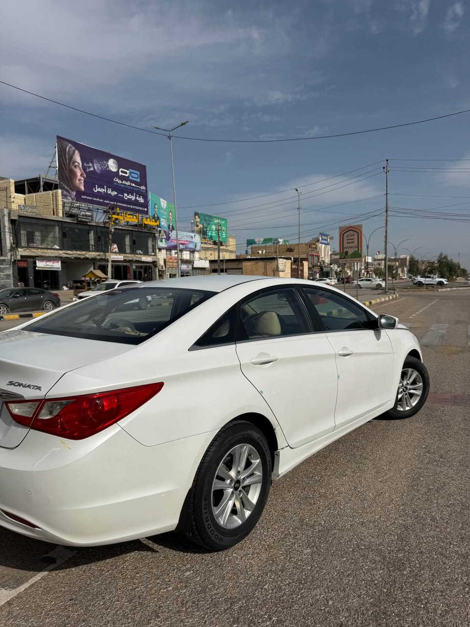 للبيع هيونداي سوناتا موديل 2011
📌 رقم 40 دولي – إنجليزي جديد (رقم أربيل)

السيارة كلش نظيفة ومكفولة
✅ بيها باردات بسيطات
✅ ماشية 125 ألف كم
✅ جاهزة من جميع النواحي (تشغل وتطلع)

🔹 المواصفات:
• محرك 2400
• ويلكب حديث
• غرفة السيارة نظيفة
• القشر نظيف جدًا
• تبريد ممتاز
• نظافة السيارة عالية

📍 المكان: النجف – حي السلام
📞 رقم التواصل: *********** النجف, العراق
