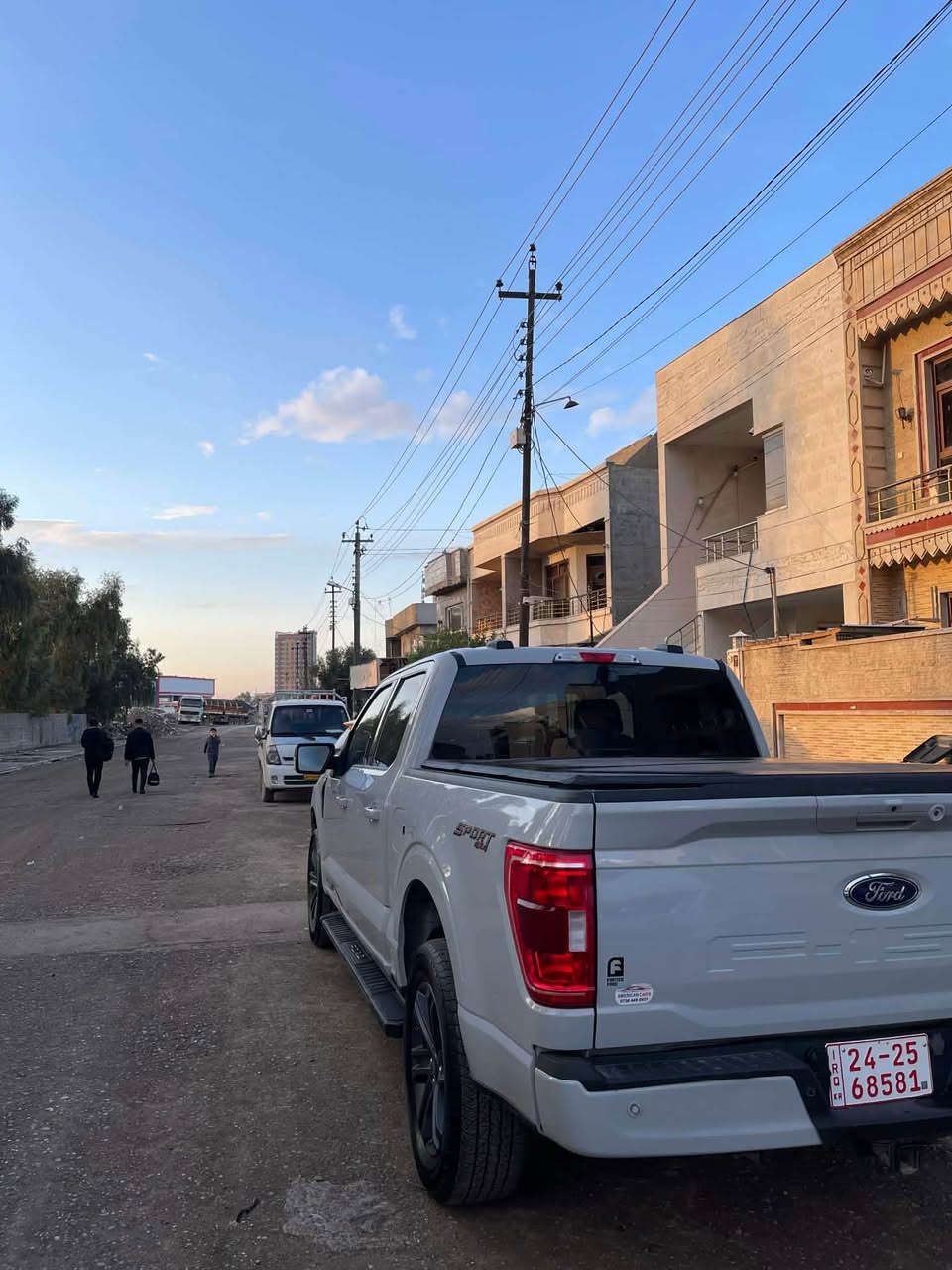 فور پيكب 150. 2023 سياره كه پشت و  پيشي كبس شتيك بربويته سه قف و شانه وفي وصبوغ وبي ناو شاشه گه وره گير له عاردي سياره كه مالي دوسته زور زور جوانه پارجه نييه دوسئ ته عديلي هه يه 6توربويه مه كينه 2700 سياره كه 20مايل روشتوه رقم:*********** أربيل, العراق
