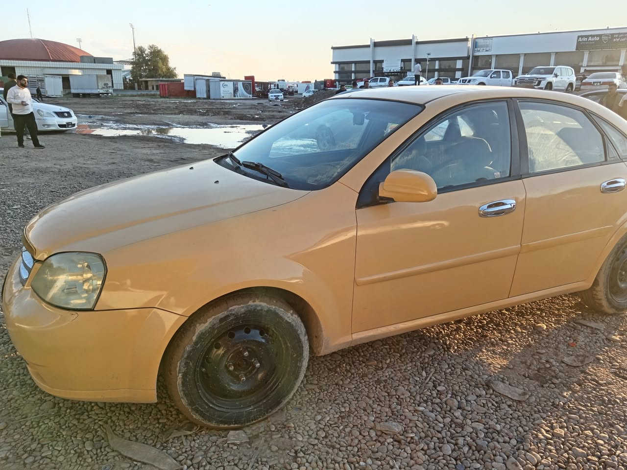 ئوپترای 2012 تاکسی گیر عادی
یەک پارجەی پیوەیە ایتر عام کراوە بو جوانی
دەگۆرمەوە بە شاهینەو مەلیکە
لەکەلارم 
37گلاو مەعامەلە
***********
