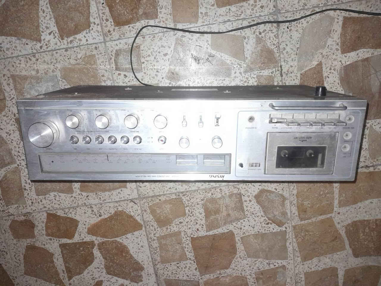 السلام.عليكم مسجل راديو شغال علفحص مسجل قوايش مكطعه جهاز اخو الجديد قيم بليرضي الله مكاني عبيدي حي الرئاسه لا يوجد توصيل اكرر لا يوجد توصيل او مراوس واخذ فرق


**إذا كنت صاحب هذا الإعلان وتريد حذفه لأي سبب، رجاءا أرسل رسالة إلى الدعم الفني**